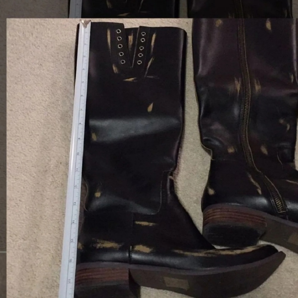 Free people   DISTRESSED LEATHER BOOTS - Picture 2 of 4
